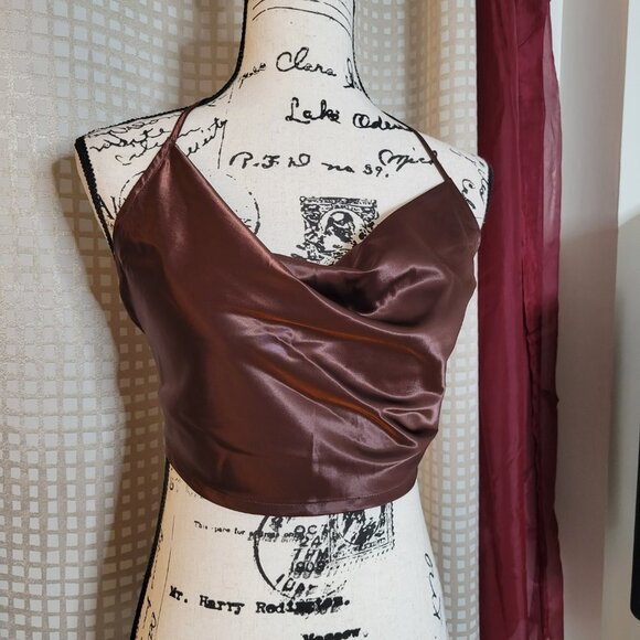 NWT H&M Divided Satin Backless Tie Crop Top - Size Medium - Picture 2 of 10